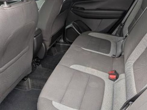 Used 2021 Chevrolet TrailBlazer LT w/ Sun and Liftgate Package AWD/4WD image 10