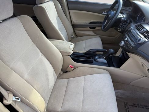 Used 2009 Honda Accord LX image 18