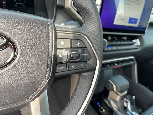 New 2026 Toyota Tundra Limited AWD/4WD image 24