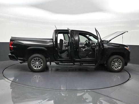 Used 2024 Chevrolet Colorado LT w/ LT Convenience Package RWD image 33