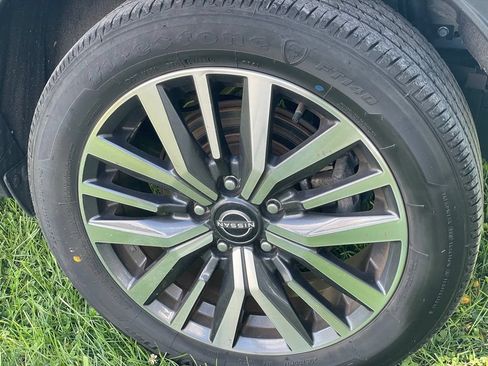 Certified 2023 Nissan Kicks SV FWD image 28