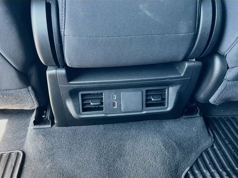 Used 2024 Chevrolet Silverado 2500 Custom w/ Custom Value Package RWD image 23