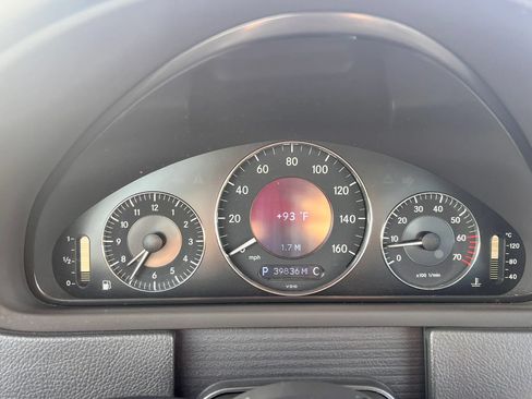 Used 2005 Mercedes-Benz CLK 320 Coupe image 18