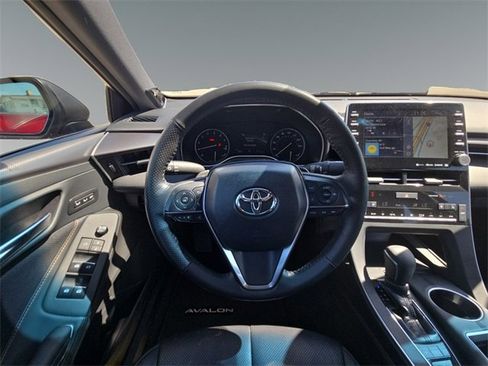 Used 2019 Toyota Avalon Touring image 15
