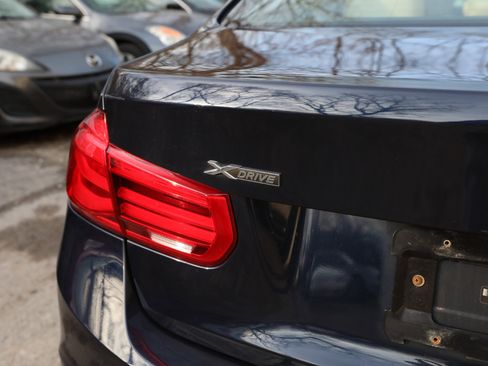 Used 2017 BMW 330i xDrive Sedan image 8