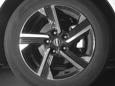 Used 2025 Nissan Sentra SV FWD image 13