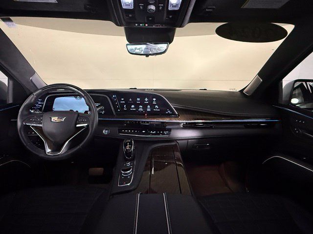 Used 2024 Cadillac Escalade Sport Platinum w/ LPO, ONYX Package AWD/4WD image 15