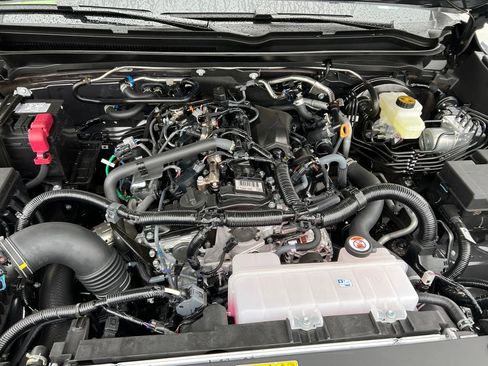 New 2026 Toyota Tacoma SR5 AWD/4WD image 9