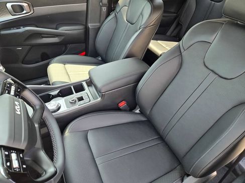 New 2026 Kia Sorento EX AWD/4WD image 17