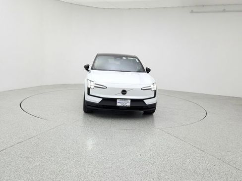 New 2026 Volvo EX30 Plus image 2