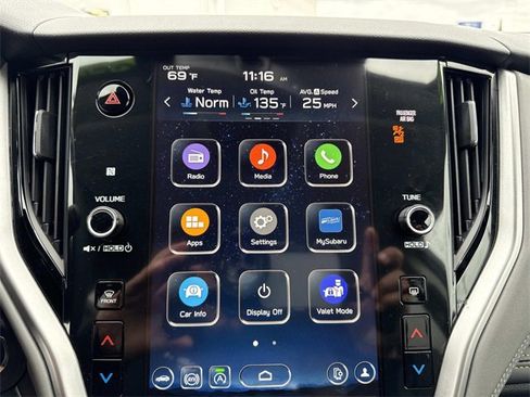Used 2025 Subaru Outback Onyx Edition image 23