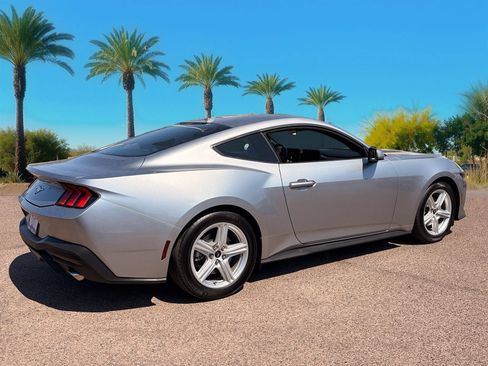 Certified 2026 Ford Mustang Premium RWD image 5