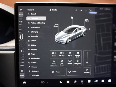 Used 2023 Tesla Model S AWD image 36