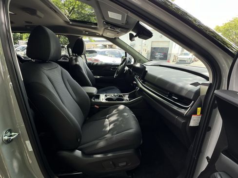 New 2026 Kia Carnival SX Prestige FWD image 36