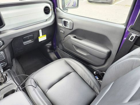 New 2026 Jeep Gladiator Sport AWD/4WD image 26