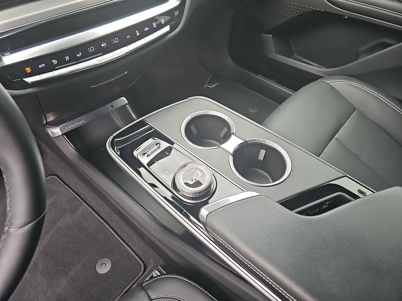 Certified 2024 Cadillac Lyriq Luxury w/ LPO, Floor Liner Package RWD image 25