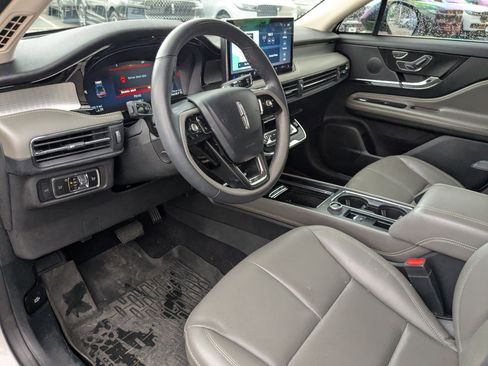 Used 2023 Lincoln Corsair FWD w/ Equipment Group 101A image 10