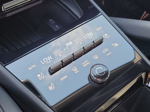 New 2026 Porsche Cayenne AWD/4WD image 31