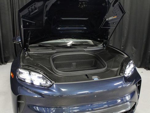 Used 2026 Porsche Cayenne Electric AWD/4WD image 54