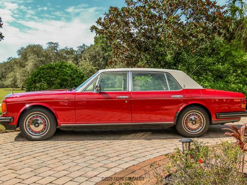 Used 1993 Rolls-Royce Silver Spur II image 3