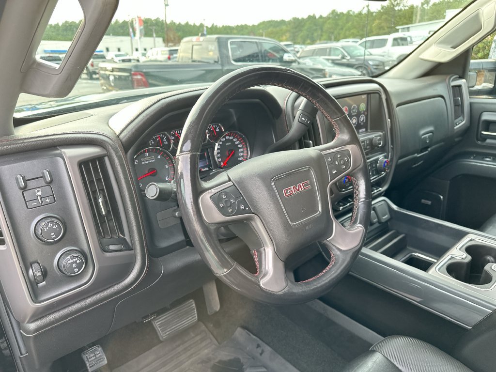 Used 2016 GMC Sierra 2500 SLT w/ All-Terrain HD Package AWD/4WD image 10