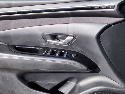 Certified 2022 Hyundai Tucson Limited image 7