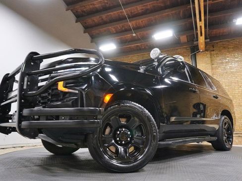 Used 2021 Chevrolet Tahoe 4WD image 3