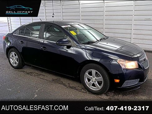 Used 2011 Chevrolet Cruze LT FWD image 1