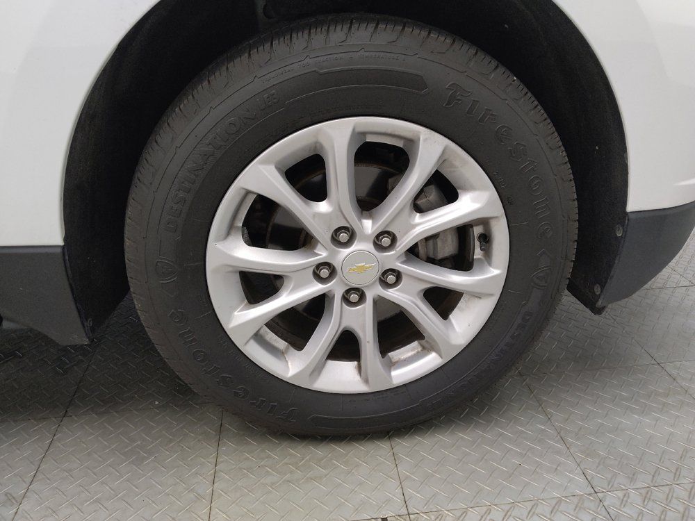 Used 2021 Chevrolet Equinox LS w/ LS Convenience Package AWD/4WD image 31