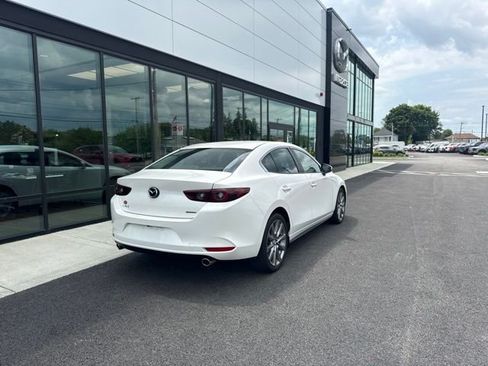 Used 2023 MAZDA MAZDA3 s FWD image 3