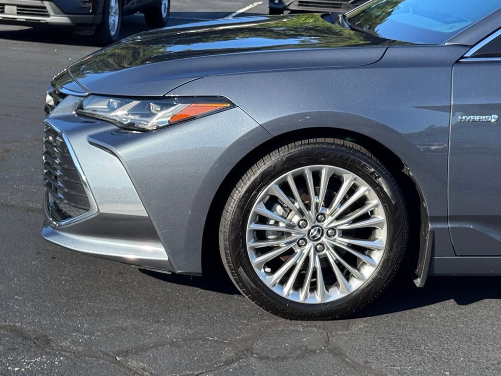 Used 2019 Toyota Avalon Limited w/ Advanced Safety Package FWD image 35