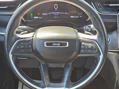 Used 2021 Jeep Grand Cherokee L Limited AWD/4WD image 27