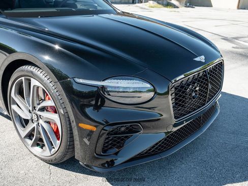 Used 2025 Bentley Continental GT Speed image 99