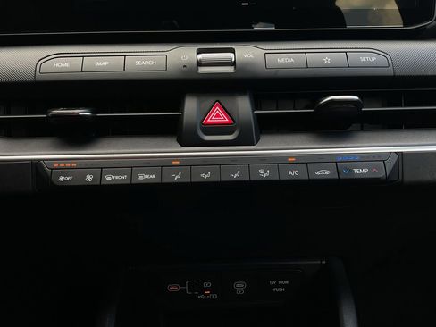 Used 2025 Kia K4 FWD image 26