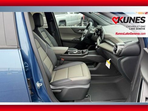 New 2026 Chevrolet Equinox LT image 17