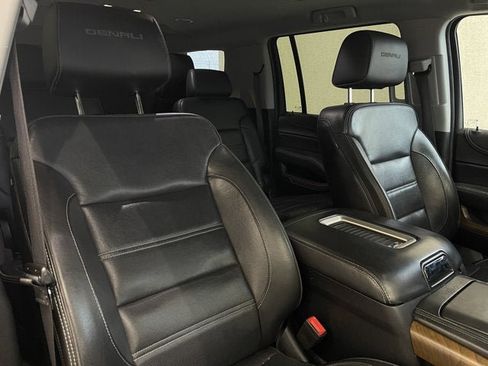 Used 2020 GMC Yukon XL Denali RWD image 19