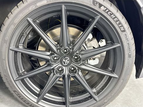 New 2026 Toyota GR86 Premium image 32