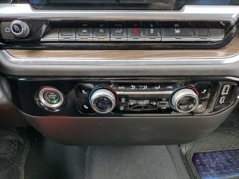 Used 2023 Chevrolet Silverado 1500 LT w/ Protection Package AWD/4WD image 21