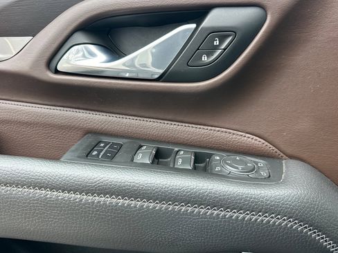 Used 2021 GMC Yukon Denali image 11