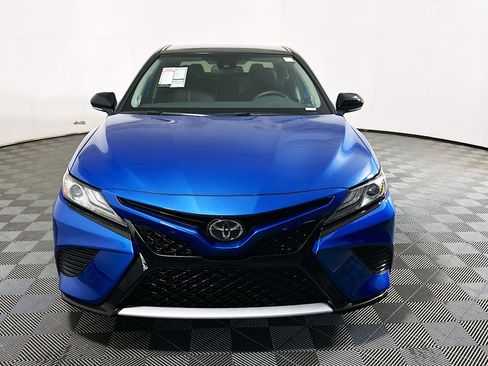 Used 2019 Toyota Camry XSE w/ Navigation Package image 8