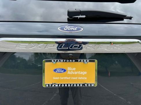 Used 2023 Ford Explorer XLT w/ Equipment Group 202A AWD/4WD image 39