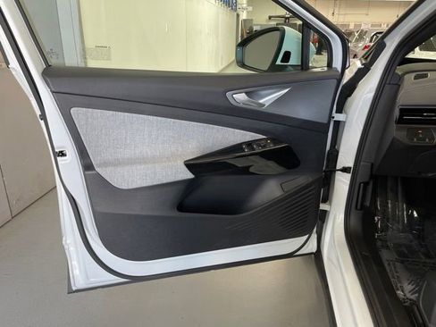 Used 2023 Volkswagen ID.4 Pro RWD image 27
