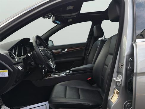 Used 2013 Mercedes-Benz C 300 4MATIC Sedan image 12