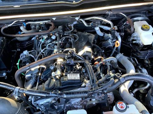 Used 2025 Toyota Tacoma TRD Sport w/ TRD Sport Premium Package image 33