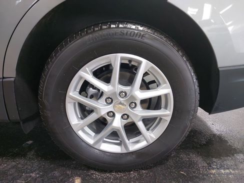 Used 2024 Chevrolet Equinox LT image 61