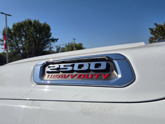 Used 2022 RAM 2500 Laramie AWD/4WD image 8