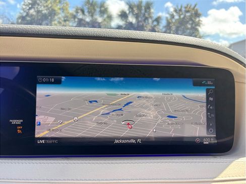 Used 2020 Mercedes-Benz S 560 Sedan image 32