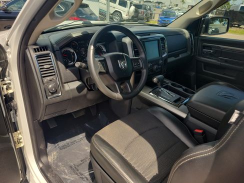 Used 2013 RAM 1500 R/T w/ Convenience Group RWD image 14