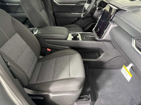 New 2026 GMC Acadia Elevation FWD image 12