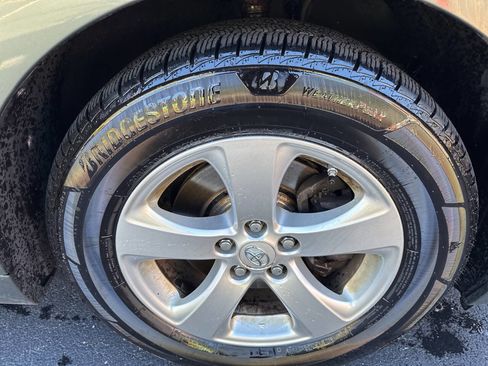 Used 2014 Toyota Sienna LE image 9